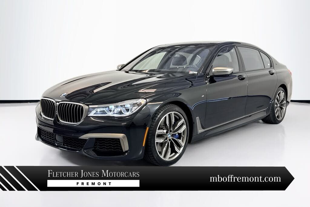 2019 BMW M7