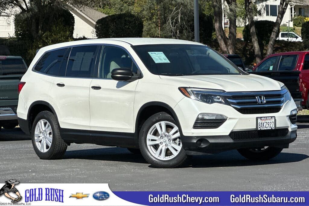 2017 HONDA Pilot