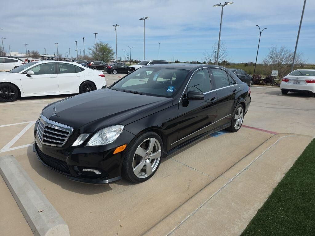 2011 MERCEDES-BENZ E-Class