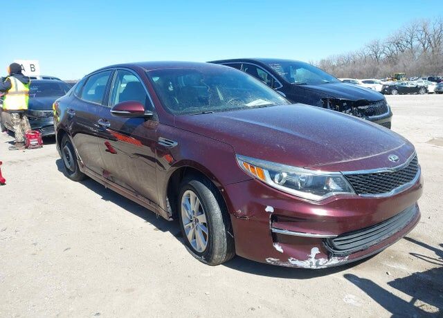 2017 KIA Optima