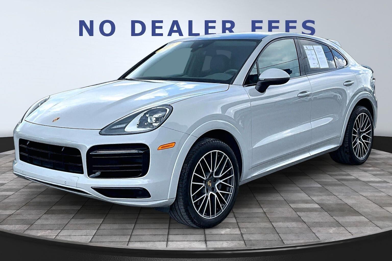 2022 PORSCHE Cayenne