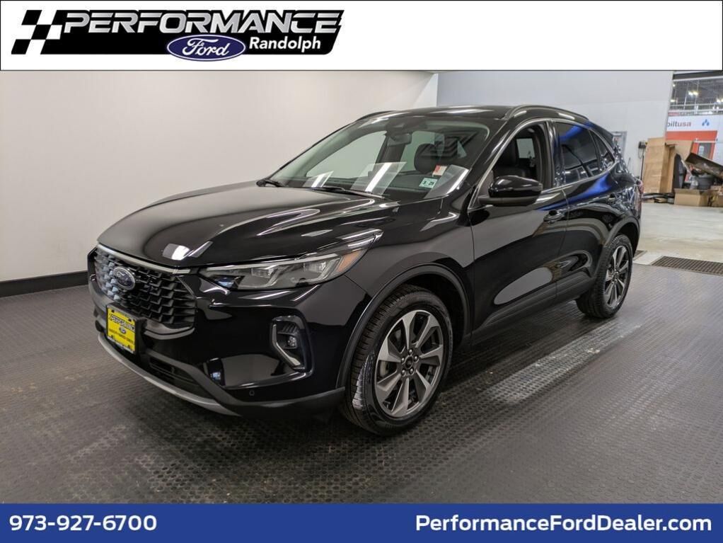 2023 FORD Escape