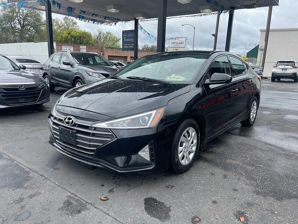 2019 HYUNDAI Elantra