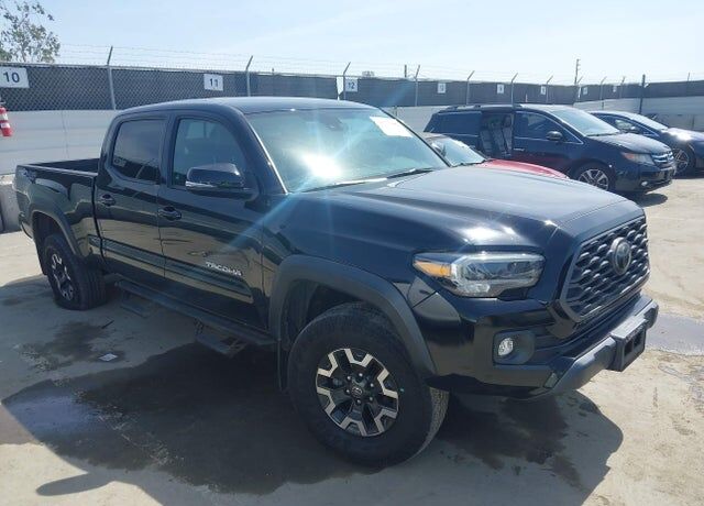 2022 TOYOTA Tacoma