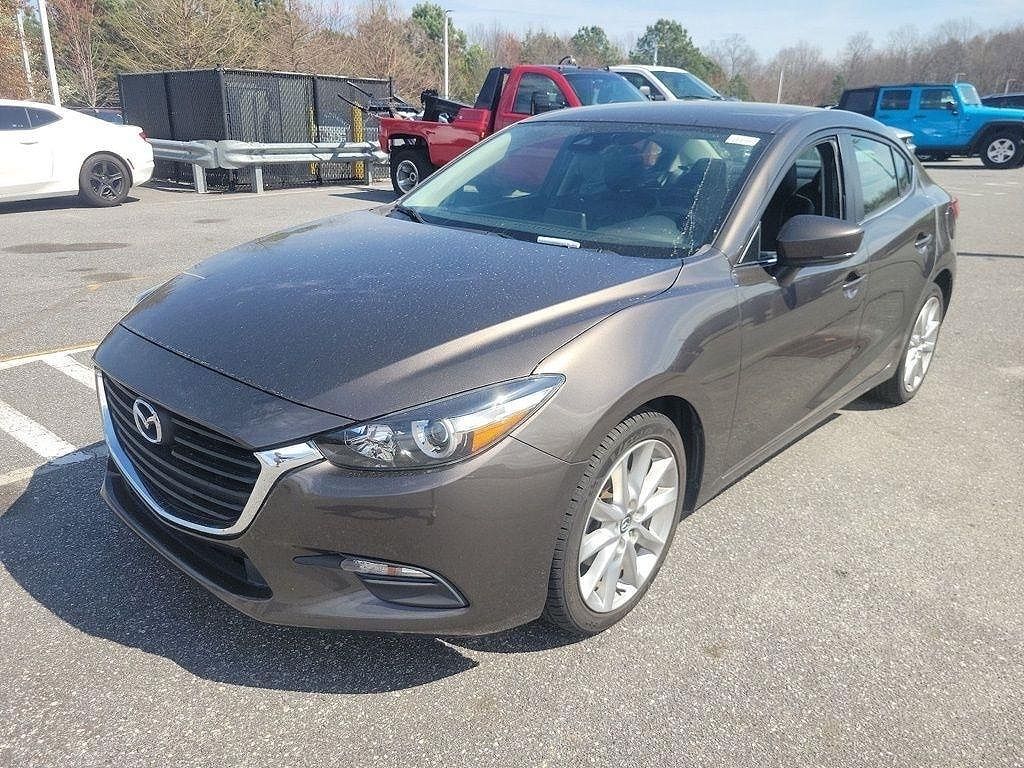 2017 MAZDA Mazda3