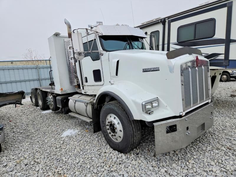 2020 KENWORTH T8 Series