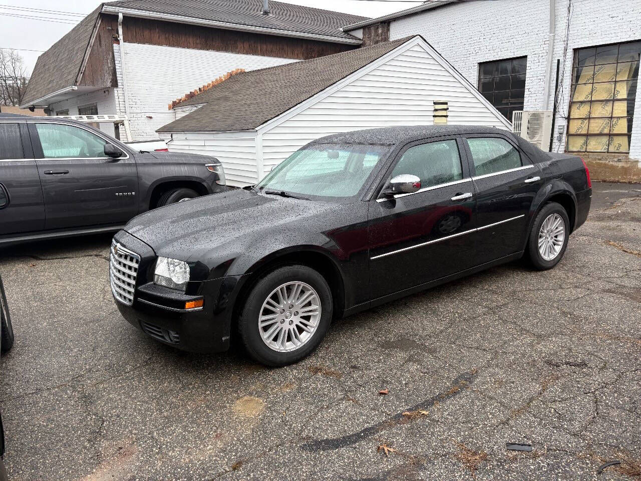 2010 CHRYSLER 300