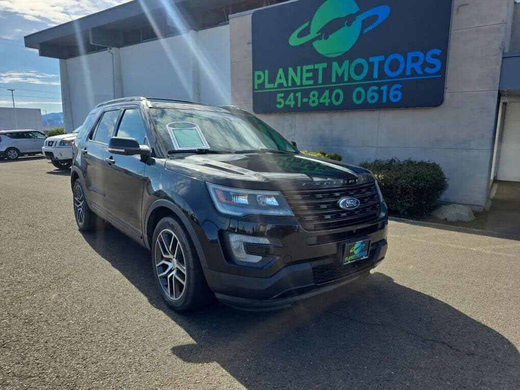 2017 FORD Explorer