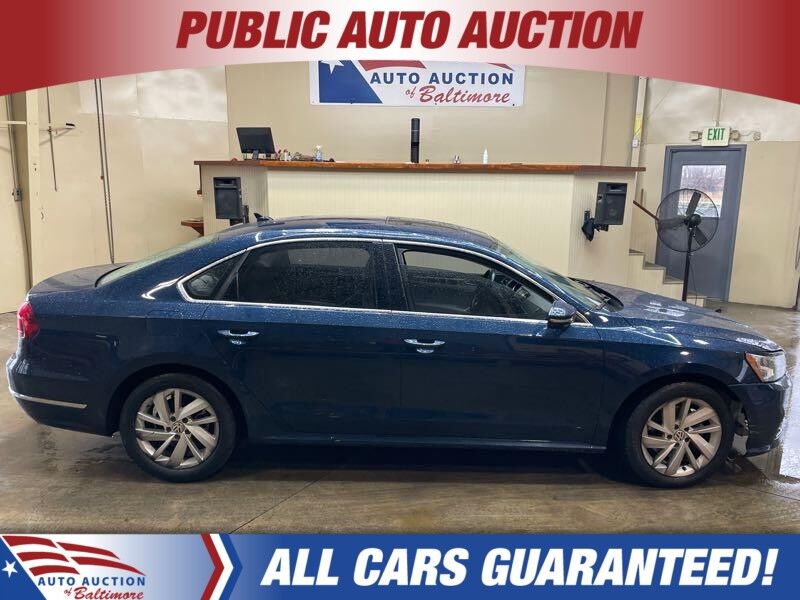 2018 VOLKSWAGEN Passat