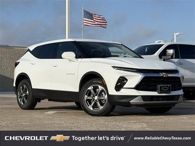2025 CHEVROLET Blazer