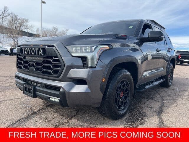 2024 TOYOTA Sequoia