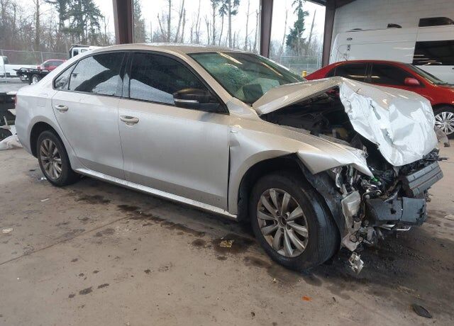 2015 VOLKSWAGEN Passat