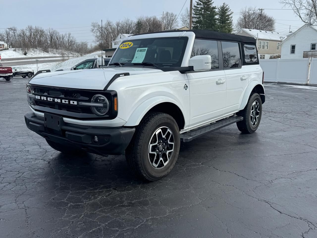 2024 FORD Bronco