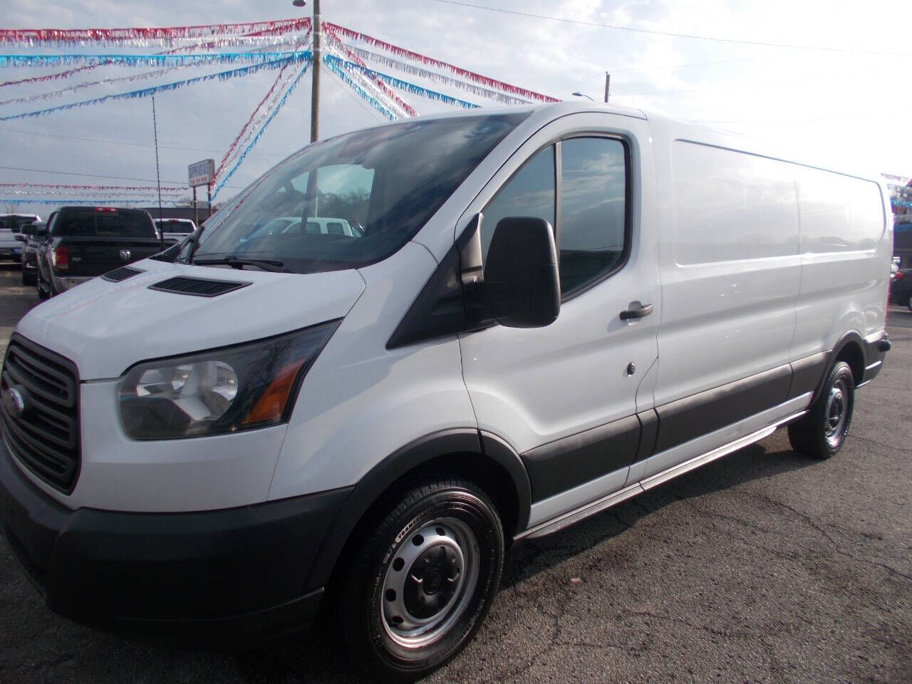 2017 FORD Transit