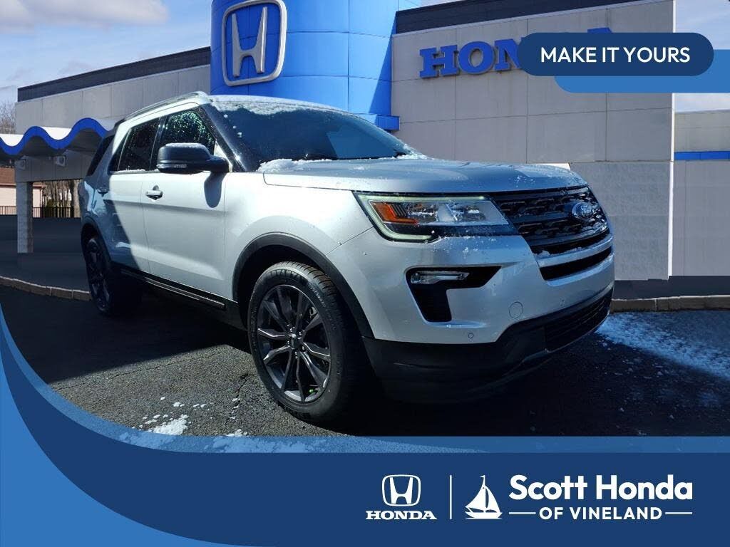 2018 FORD Explorer