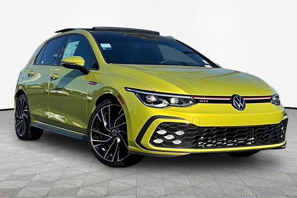 2022 VOLKSWAGEN Golf GTI