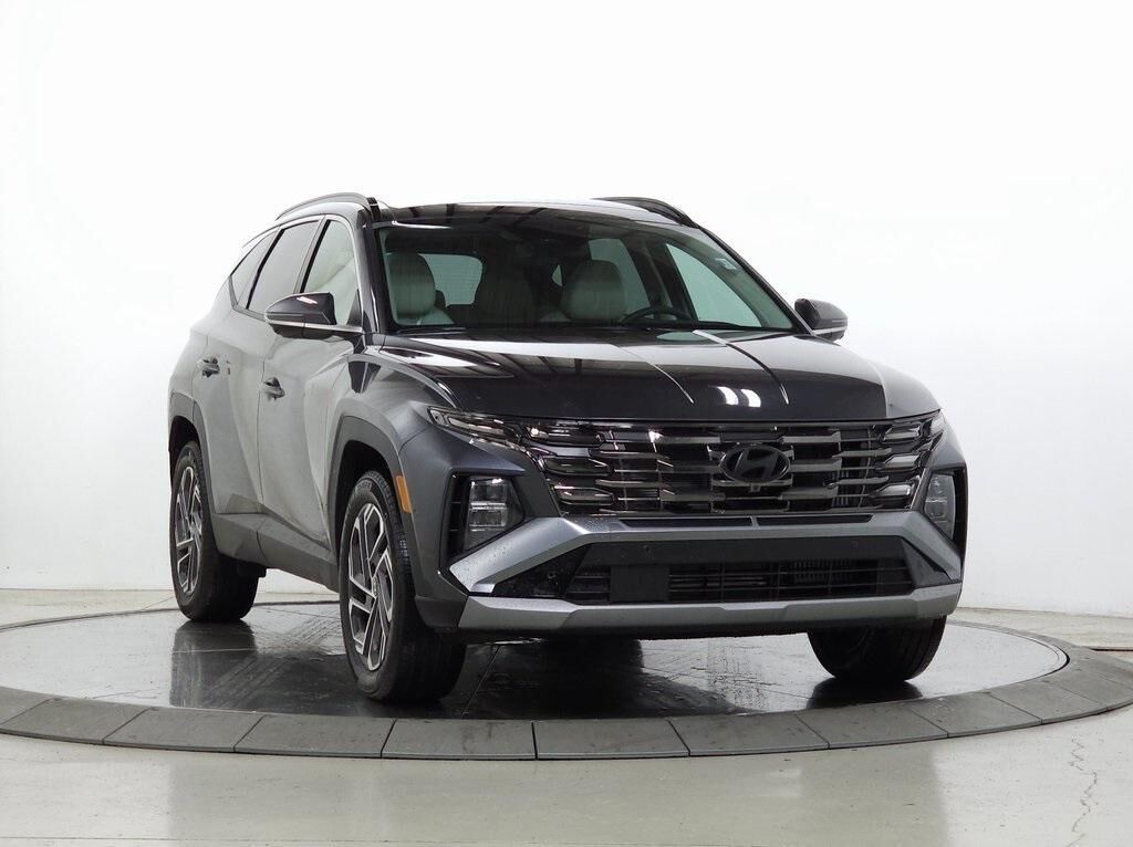 2025 HYUNDAI Tucson