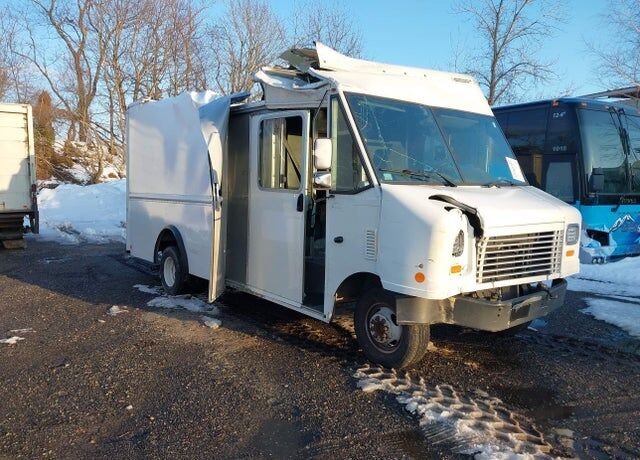 2016 FORD E-450