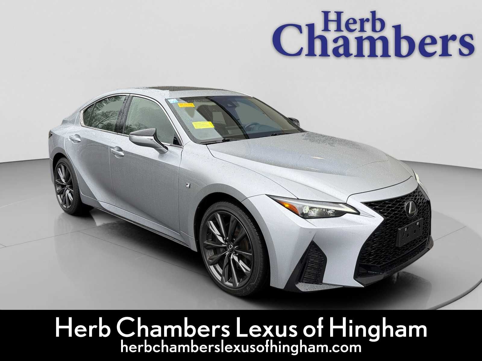 2023 LEXUS IS