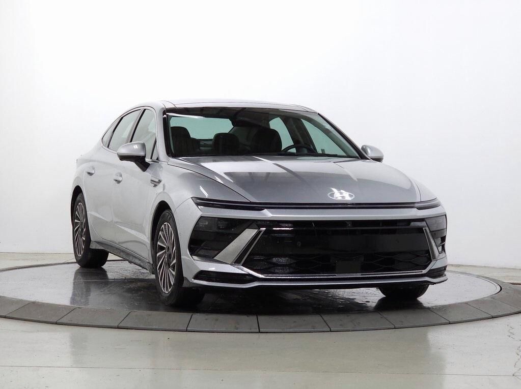2025 HYUNDAI Sonata