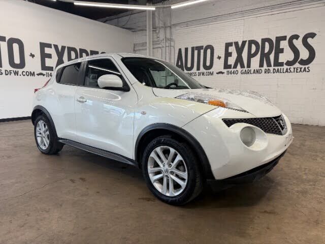 2013 NISSAN Juke