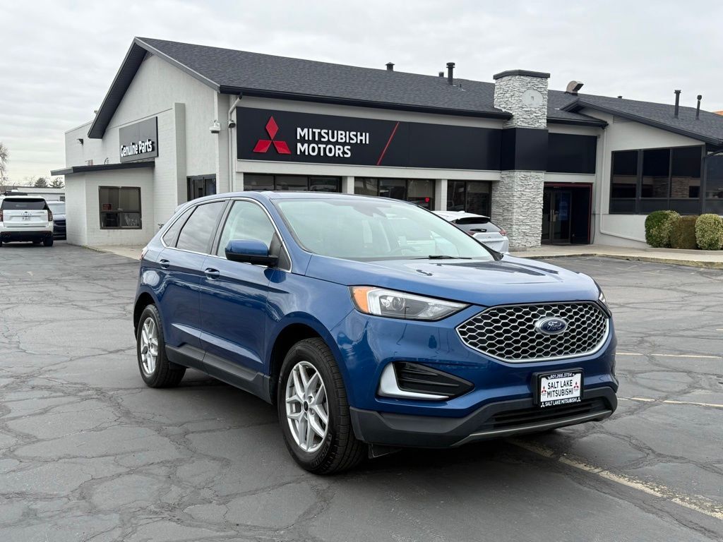 2023 FORD Edge