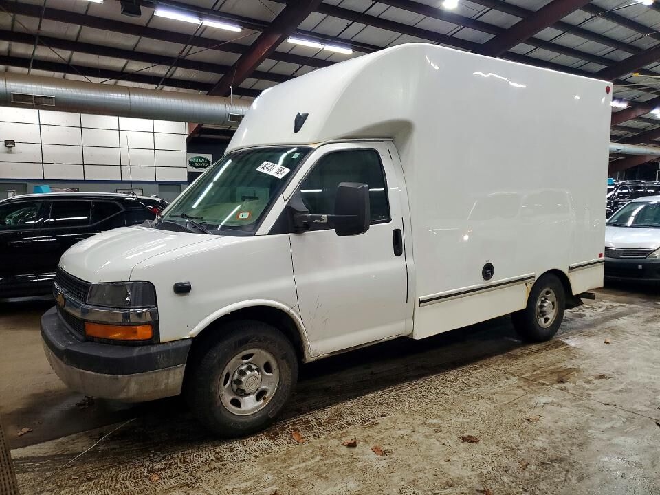 2020 CHEVROLET Express
