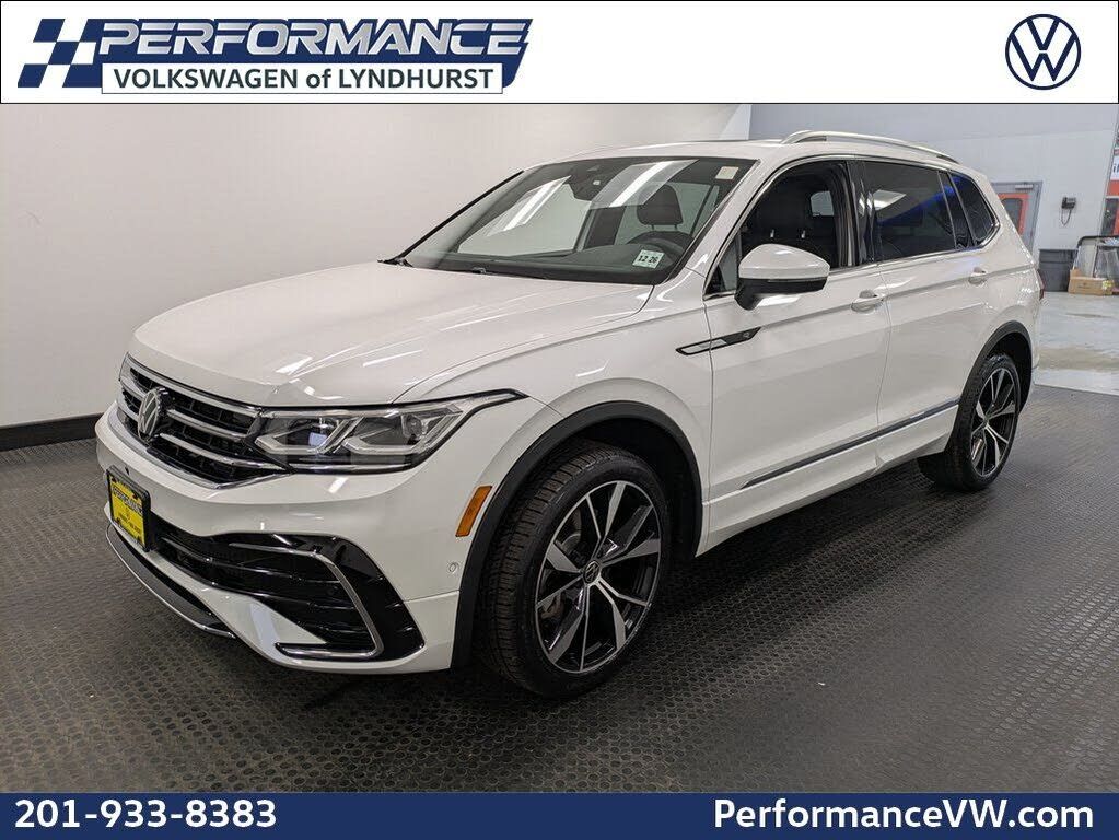 2022 VOLKSWAGEN Tiguan