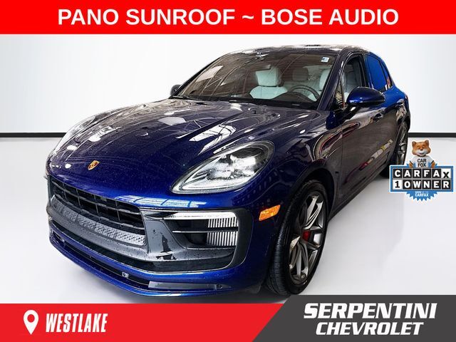 2022 PORSCHE Macan