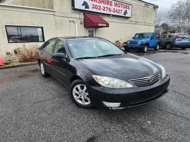 2005 TOYOTA Camry