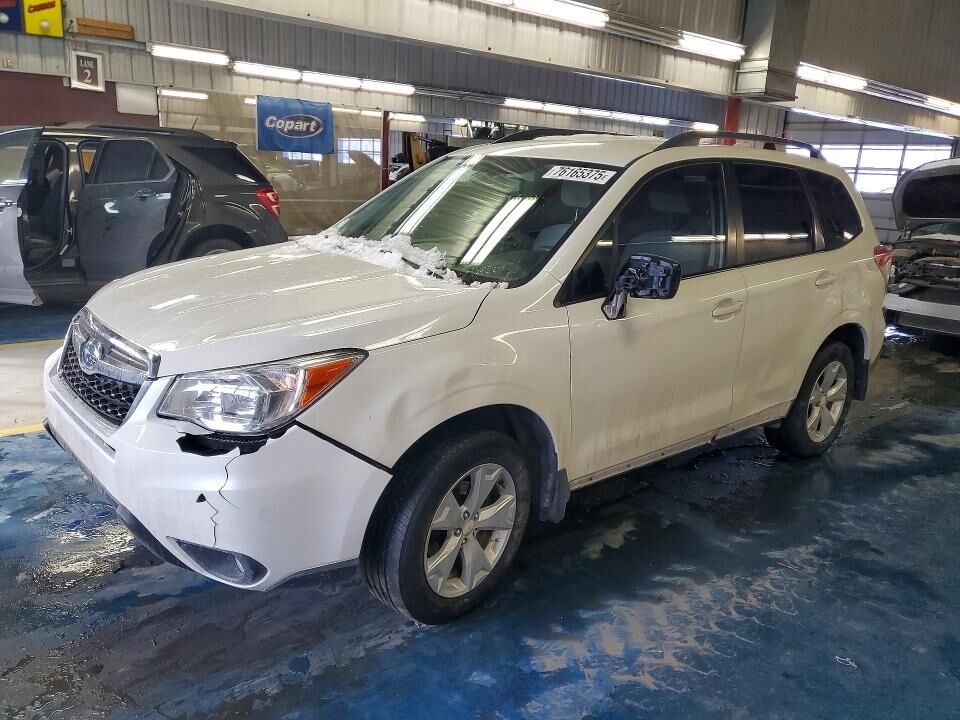 2016 SUBARU Forester