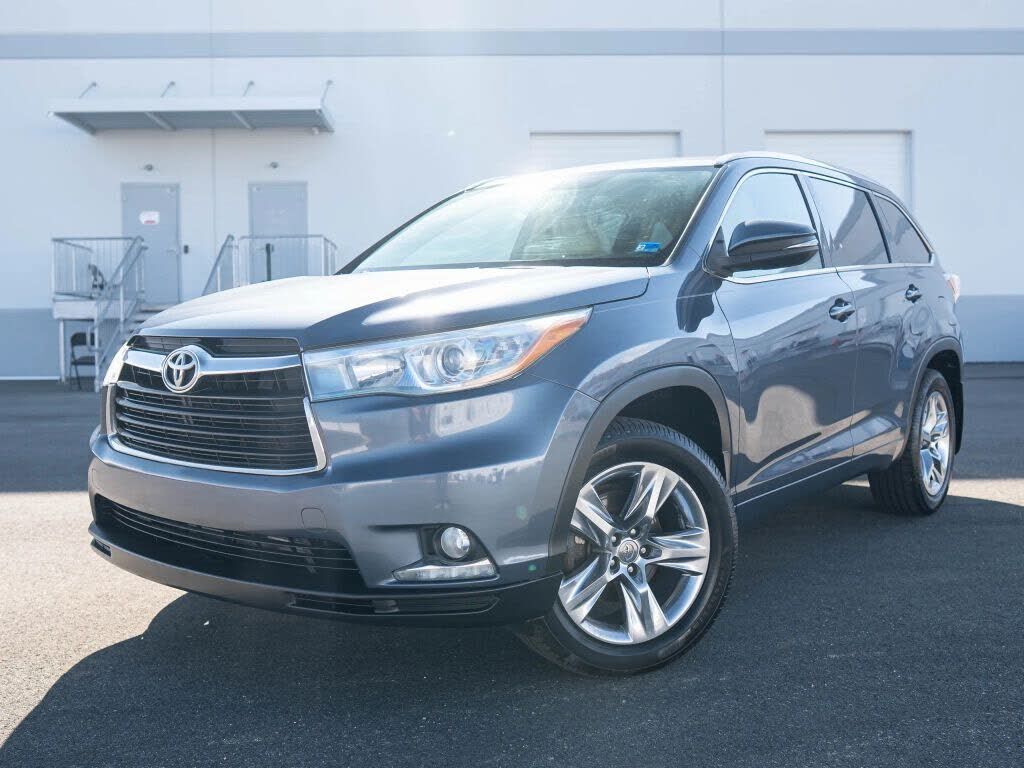 2015 TOYOTA Highlander