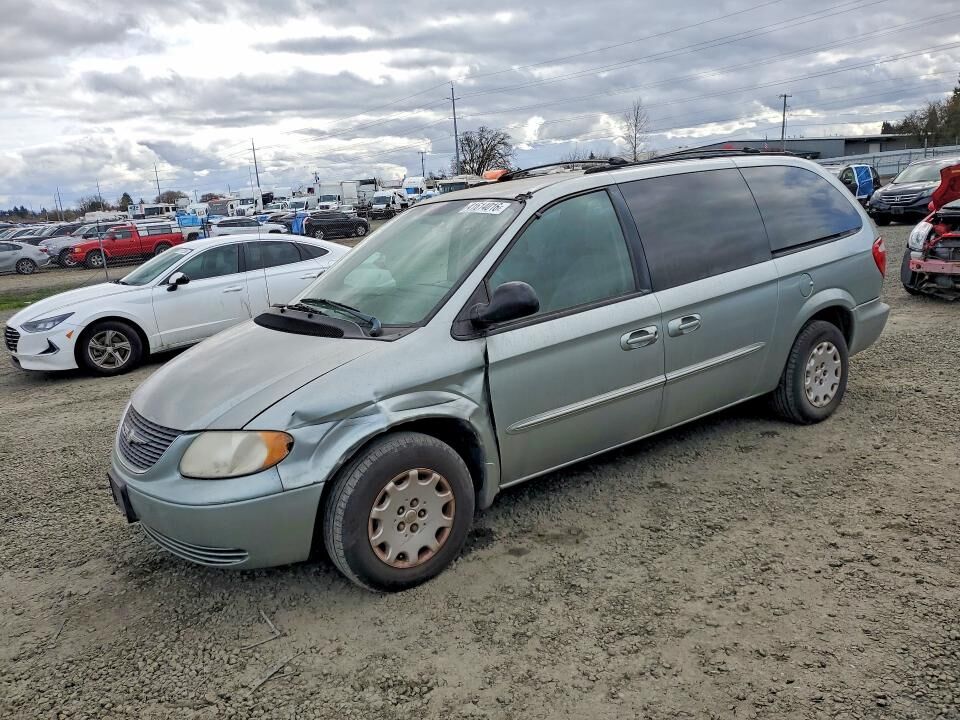 2003 CHRYSLER Town and Country