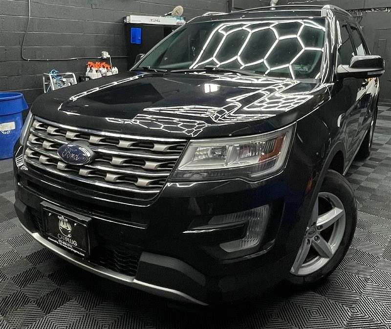 2016 FORD Explorer