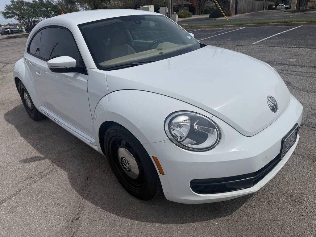 2016 VOLKSWAGEN Beetle