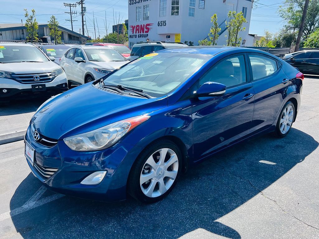 2013 HYUNDAI Elantra