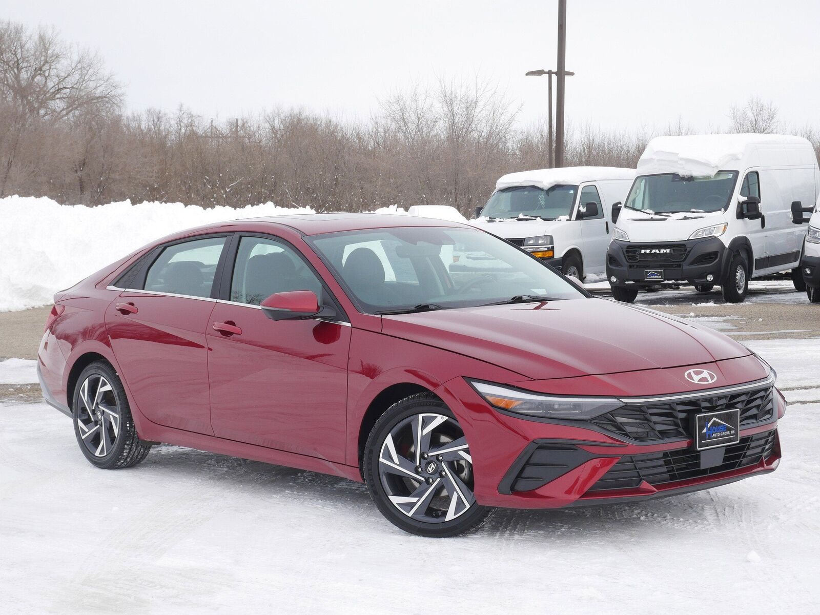 2024 HYUNDAI Elantra