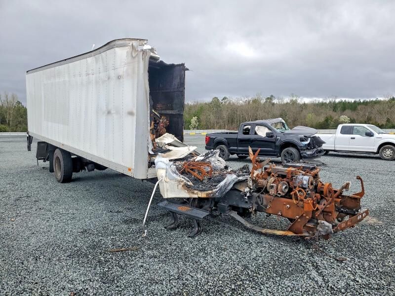 2021 FREIGHTLINER M2