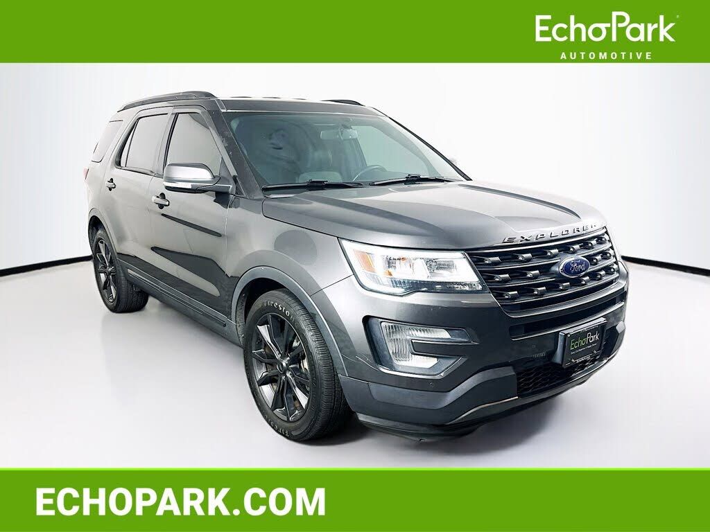 2017 FORD Explorer