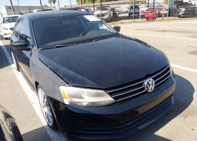 2016 VOLKSWAGEN Jetta