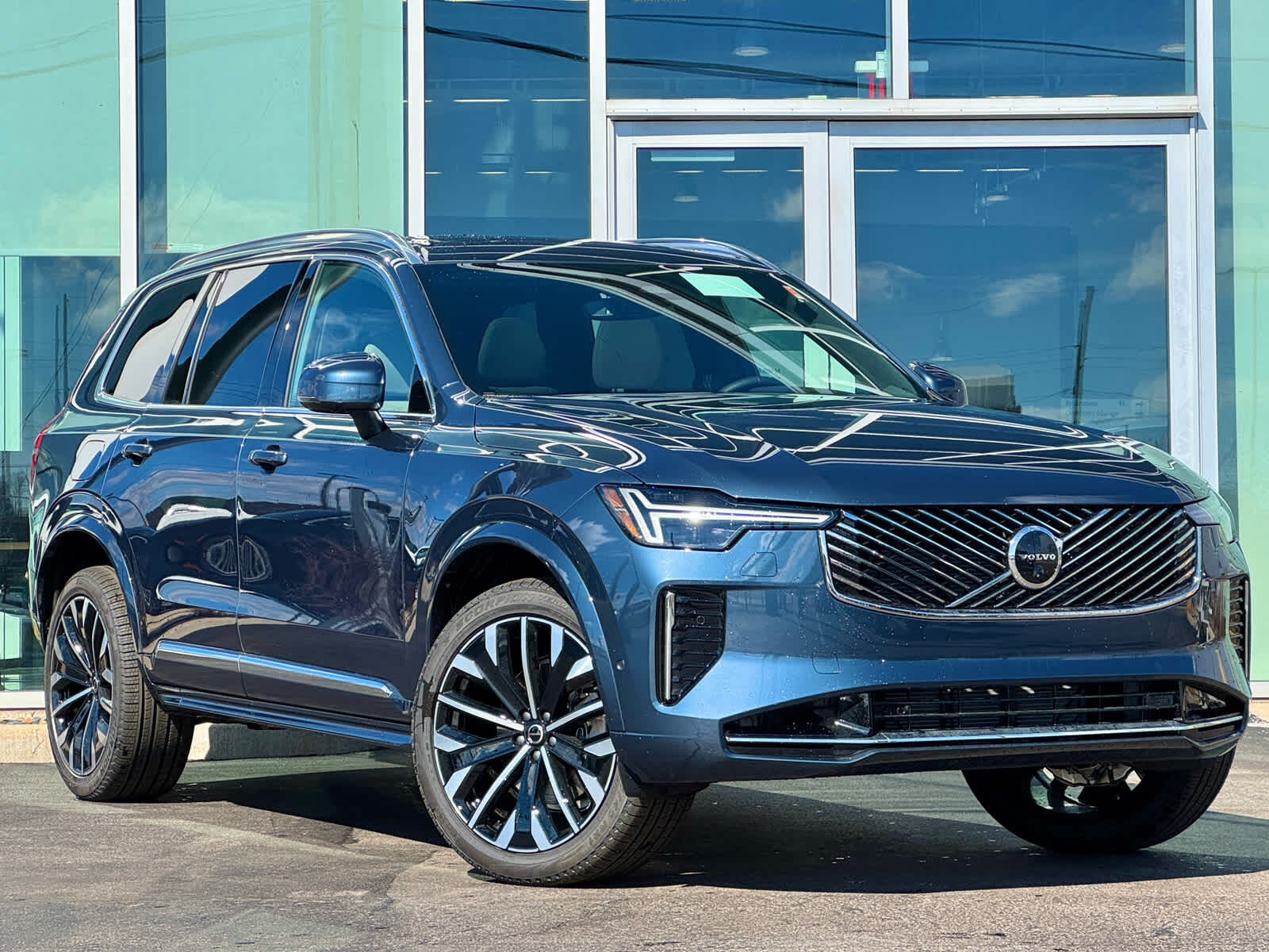 2026 VOLVO XC90