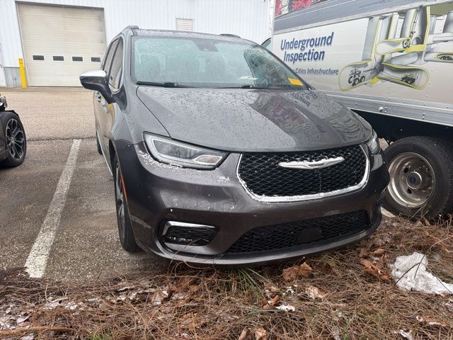 2022 CHRYSLER Pacifica