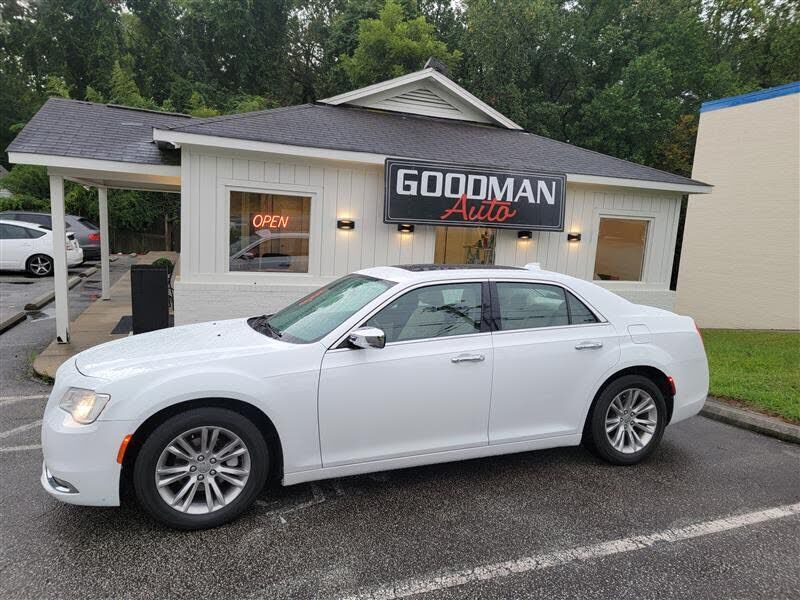 2016 CHRYSLER 300