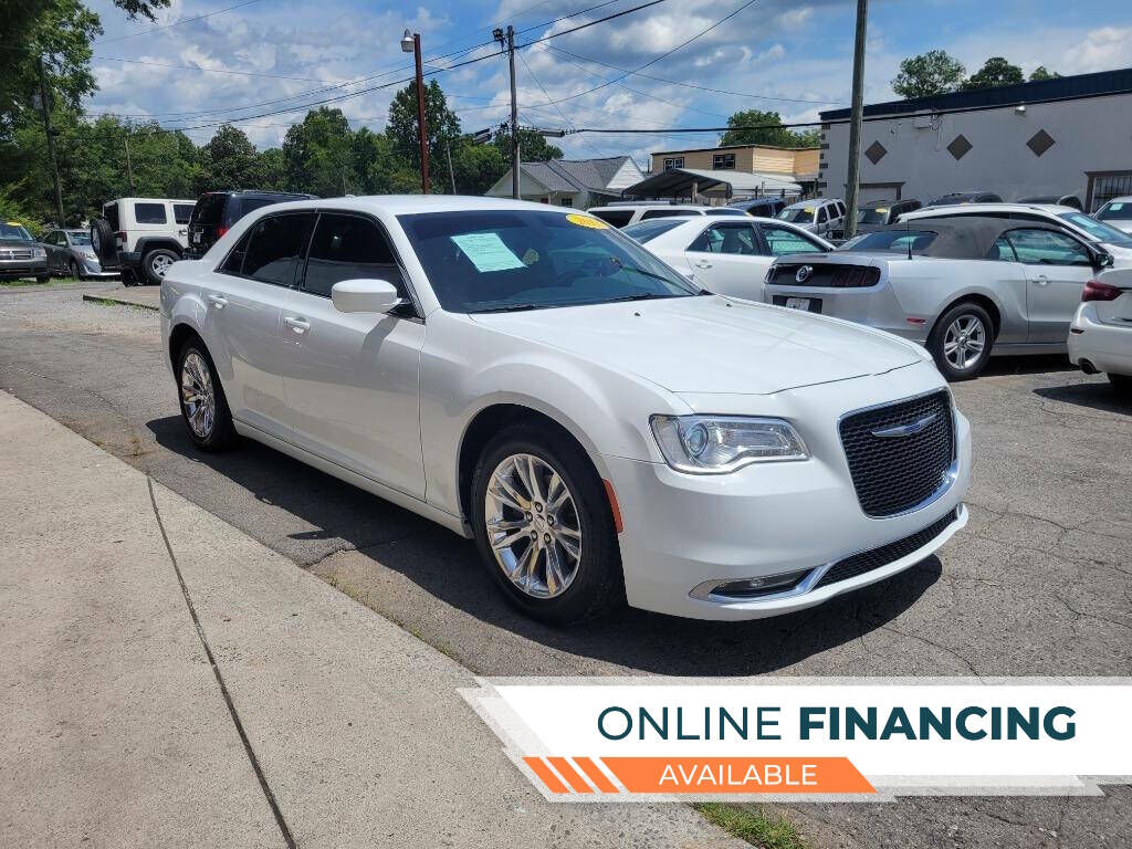 2018 CHRYSLER 300