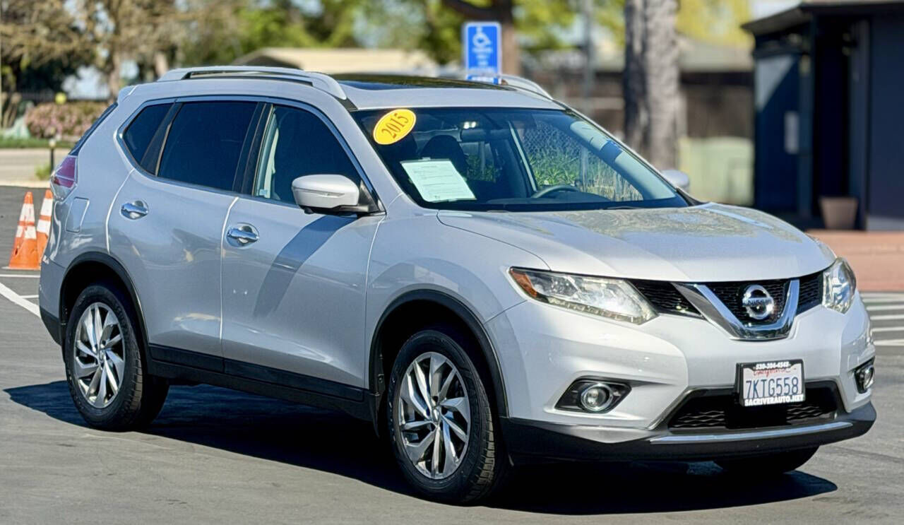 2015 NISSAN Rogue