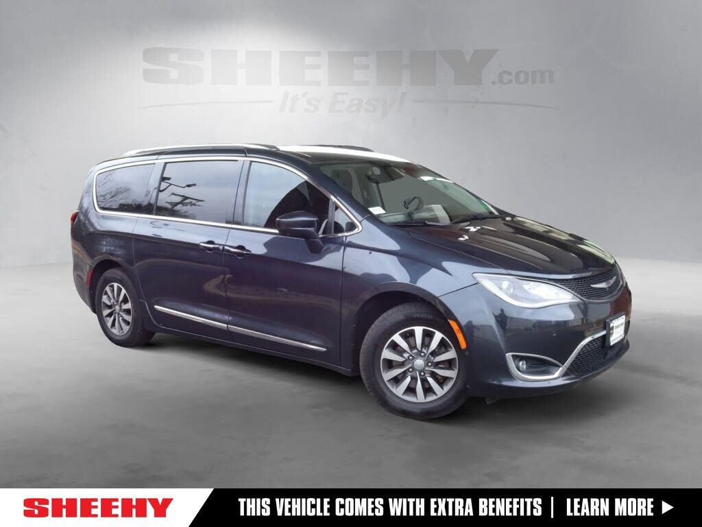 2020 CHRYSLER Pacifica