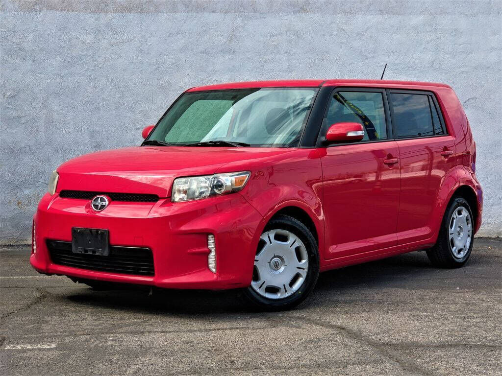 2013 TOYOTA SCION