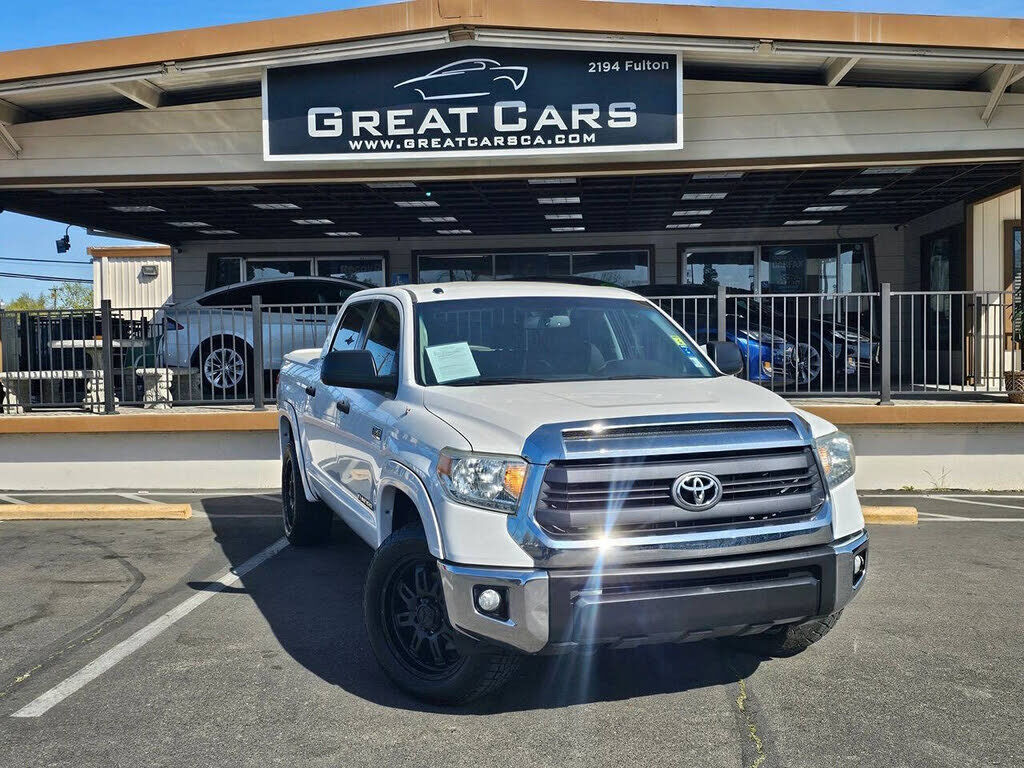 2014 TOYOTA Tundra