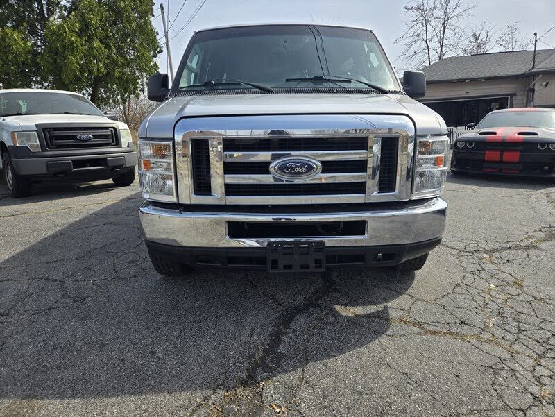 2014 FORD E-350
