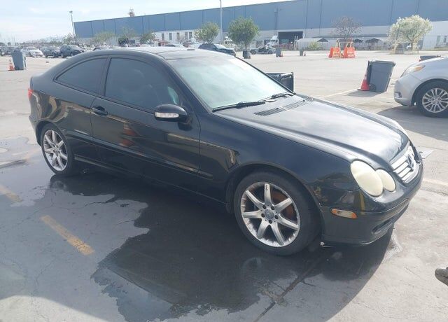 2004 MERCEDES-BENZ C-Class